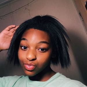 Meet your Posher, Aundraia